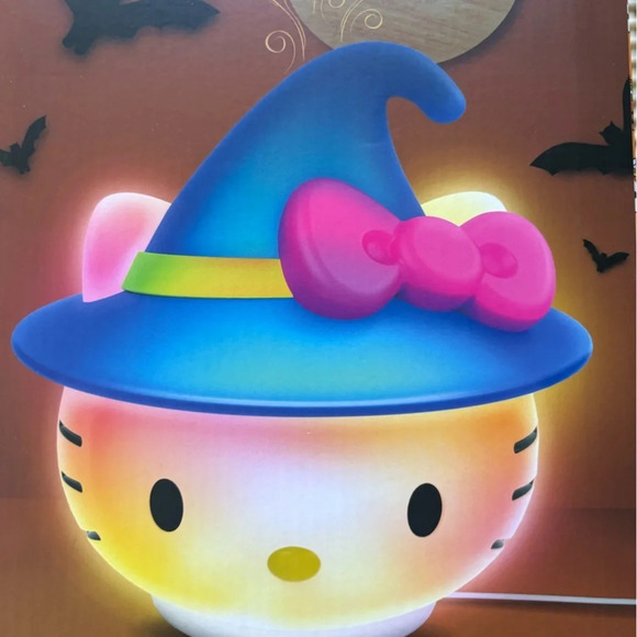 Hello Kitty LED Witch Hat Aroma Fan - Picture 2 of 3